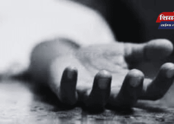 वारुळवाडीत कालव्यामध्ये उडी मारून जोडप्याची आत्महत्या 7 वारुळवाडीत कालव्यामध्ये उडी मारून जोडप्याची आत्महत्या; युवकाचा मृतदेह सापडला