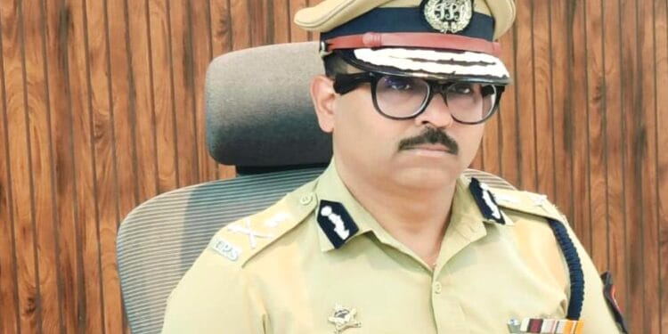 पुणे पोलिस निरीक्षकांच्या 18 तबादले;प्रशासकीय कारणाने पुणे पोलिस दलातील स्थानांतर 1 पुणे पोलिस निरीक्षकांच्या 18 तबादले;प्रशासकीय कारणाने पुणे पोलिस दलातील स्थानांतर