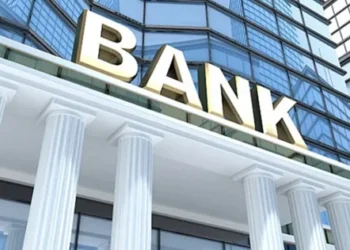 बँकेत झालेत चार मोठे बदल; दंड होण्याआधी 'हे' नियम जाणून घ्या सविस्तर