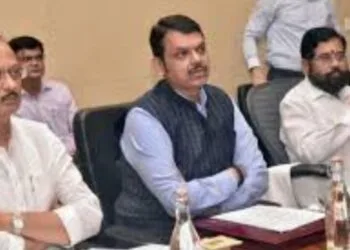 सर्व सरकारी कार्यालयात मराठी बोलणे अनिवार्य; राज्य सरकारचा मोठा निर्णय