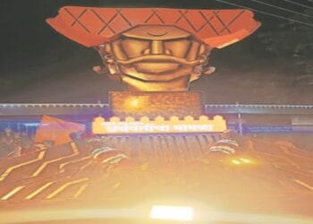 नारायणगावात मावळ्यांचा पुतळा बसविला, सायकल रॅलीत 650 जणांचा सहभाग; तमाशाच्या राहुट्यांचे उद्घाटन 3 नारायणगावात मावळ्यांचा पुतळा बसविला, सायकल रॅलीत 650 जणांचा सहभाग; तमाशाच्या राहुट्यांचे उद्घाटन