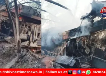 झारखंडमध्ये 2 मालगाड्यांची भीषण टक्कर; 2 लोको पायलट ठार, 4 सीआयएसएफ जवान जखमी