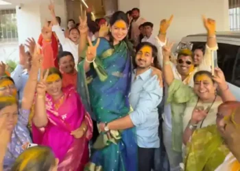 सुरेंद्र पठारे आणि ऐश्वर्या पठारे यांचा भाजप विजयाचा जल्लोष वडगावशेरी पुणे
